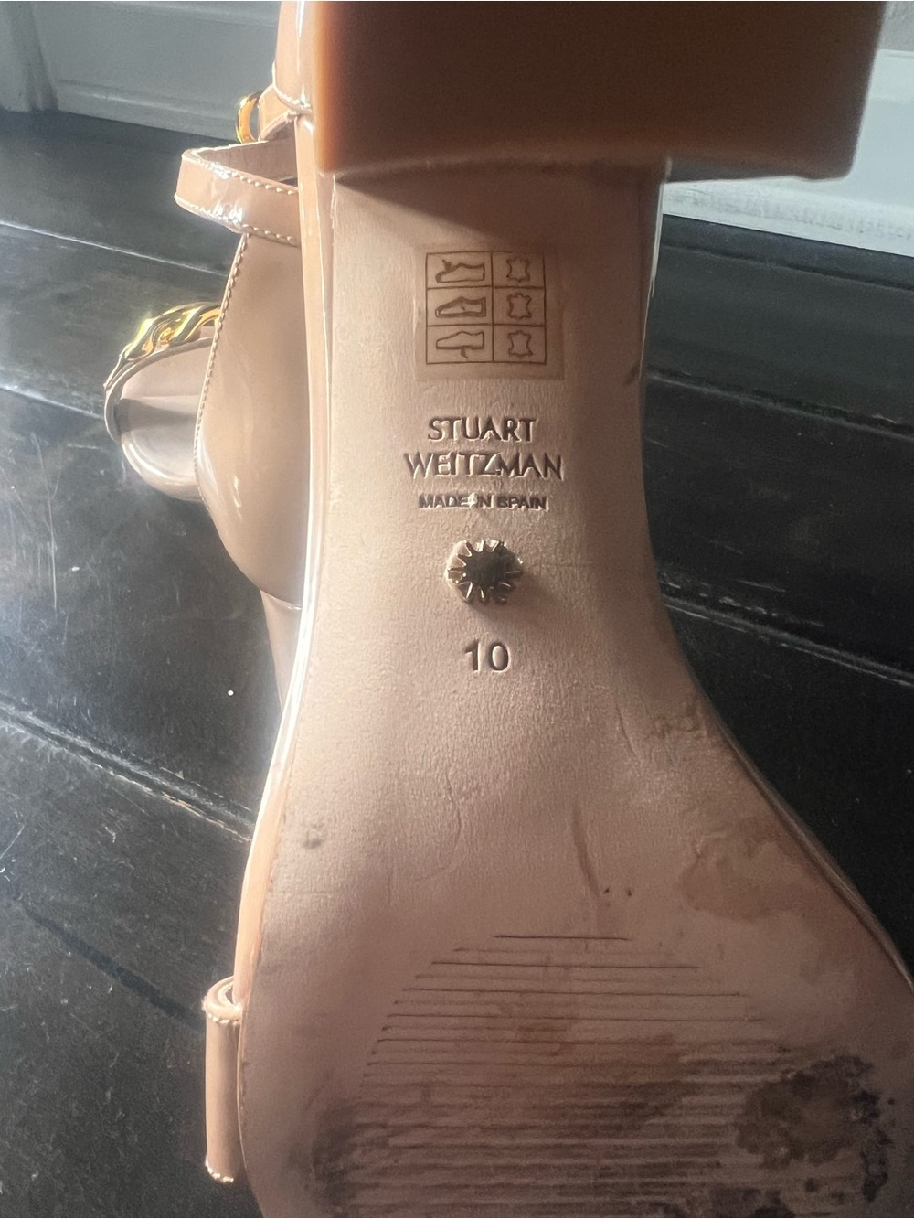 Stuart Weitzman Nude tan Gold Amelina chunky chain Block Heels Sandals size 10 - Picture 10 of 11
